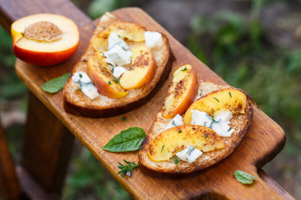 toasted bread with grilled peach